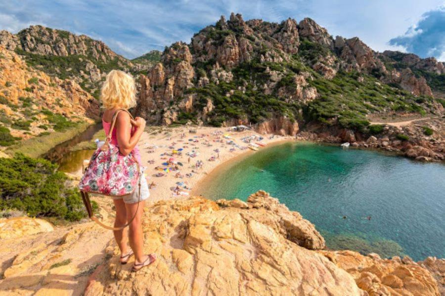 Villino Vista Mare Lägenhet Costa Paradiso Exteriör bild